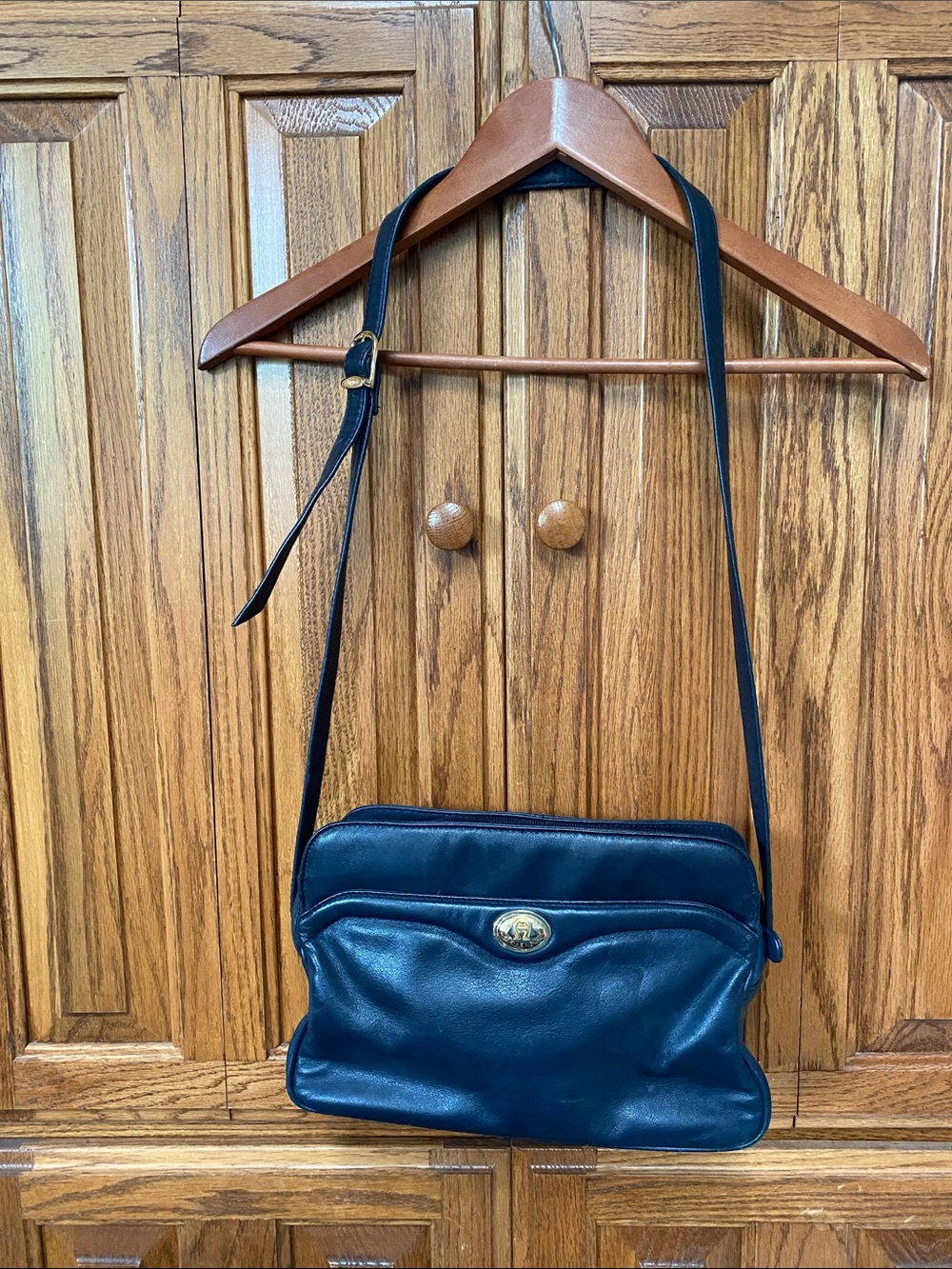 Etienne Aigner Vintage Handcrafted  Dark Navy Blue Leather  Shoulder Crossbody
